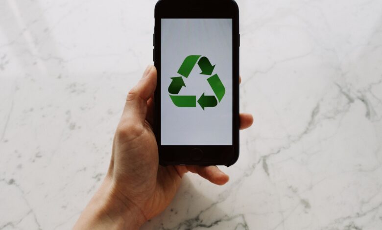 Recuperar un smartphone usado es el primer paso de la economía circular en residuos electrónicos